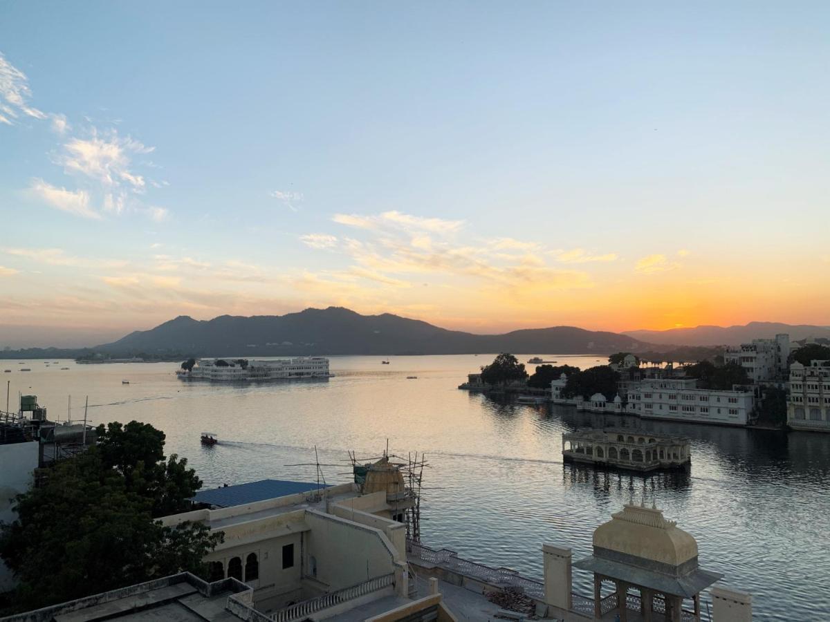 Hotel The Tiger Udaipur Exterior photo